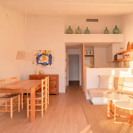 Habitatges Turistics Riba Pitxot - Es Cucurucuc Кадакес